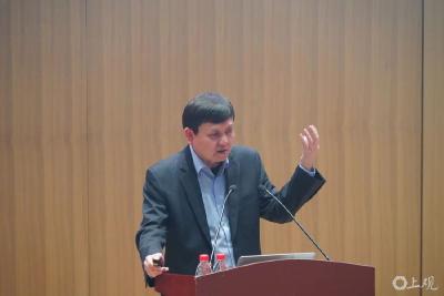 张文宏谈长寿：决定寿命的不一定是基因！做好4件事，活100岁也不稀奇